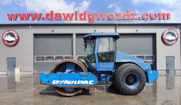 DYNAPAC CA302D
