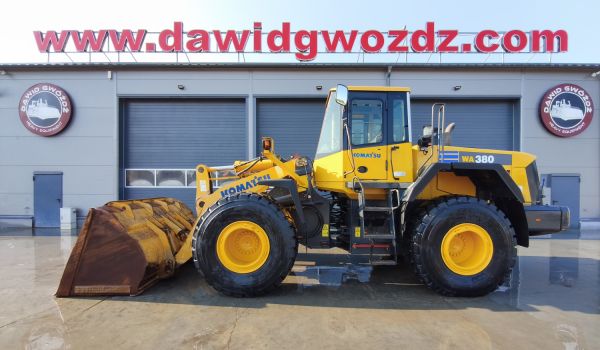 KOMATSU WA380-5H